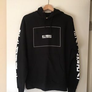 Young & Reckless Korean LA Hangul Pullover Hoodie Size S
